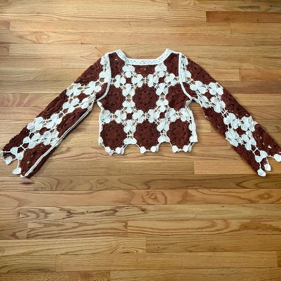 Crochet long sleeve crop top - Size XS - Picture 2 of 5